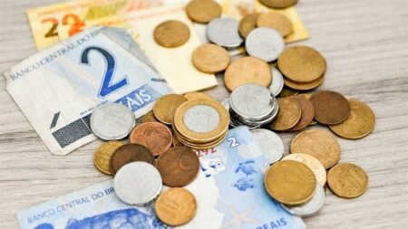 Copom reduz taxa Selic para 12,25% a.a.: Entenda os motivos