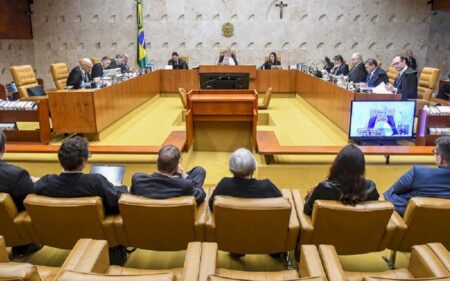 Senado deve votar na próxima semana PEC que impõe restrições ao STF