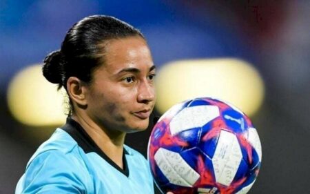 Arbitragem de Edina Alves é questionada em Bahia x Fluminense: ‘Tenebrosa’