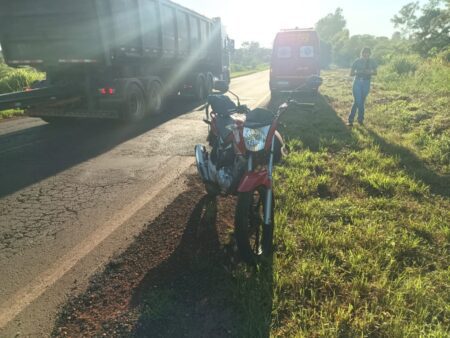 Ivinhema – Acidente entre carro e moto de uma vítima ferida na BR 376