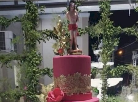 Festa religiosa vira briga política e bolo é leiloado por R$ 100 mil