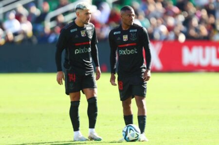 Com De La Cruz como uma possibilidade em amistoso, Tite pode testar formação nova no Flamengo