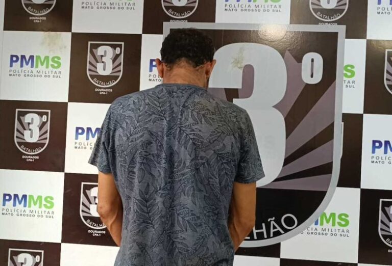 Homem é preso ao tentar vender veículo furtado por R$ 200,00