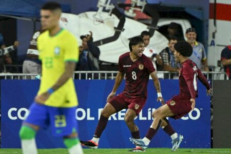 Com reservas, Brasil sofre passeio da Venezuela, que avança para a fase final do Pré-Olímpico