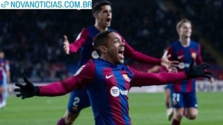 Barcelona: Vitor Roque é inscrito para atuar na Champions League