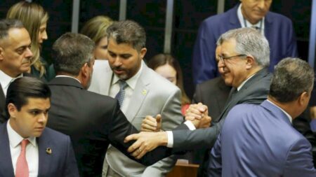 Padilha minimiza atrito com Lira e diz que governo nunca rompeu diálogo