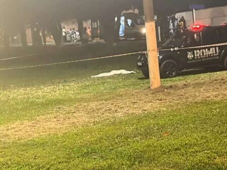 Mulher morre vítima de bala perdida durante execução