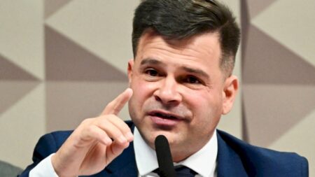 MPF denuncia Silvinei por fraude na compra de blindados imprestáveis para a PRF