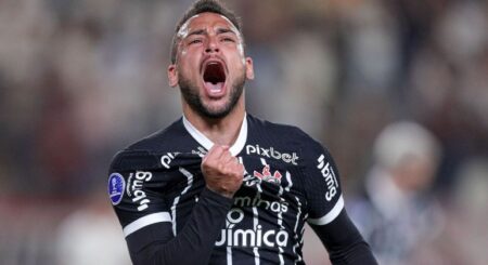 Tite fez o que pôde para levar Maycon para o Flamengo. Mesmo com dívida indecente, volante fica no Corinthians