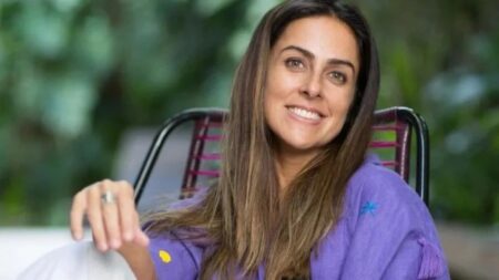 Carol Barcellos anuncia saída do Bom Dia Brasil