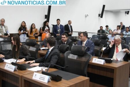 Assembleia oficializa presidências de mais duas comissões permanentes
