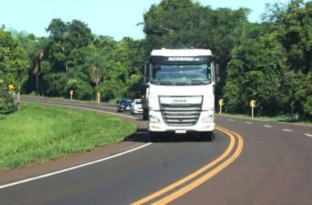 Condutores de categoria C, D e E que não renovarem exame toxicológico até hoje serão autuados