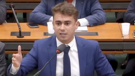 “E tem aplausos no final”, diz Nikolas após fala de Lula sobre negros do RS