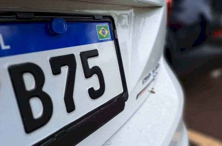 Junho é mês de licenciar veículos com placas terminadas em 4 e 5 no Mato Grosso do Sul