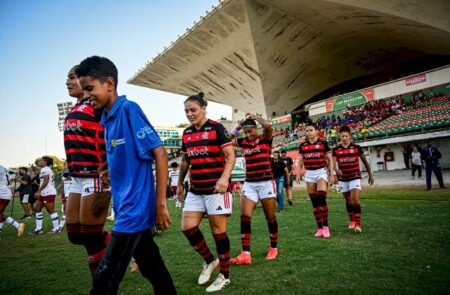 Rodada do Brasileiro Feminino tem São Paulo x Flamengo nesta noite