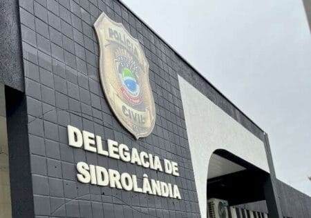Rapaz que matou amigo a facadas em briga por mulher se entrega