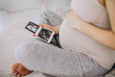 Câmara pode votar PL que equipara aborto a homicídio nesta terça