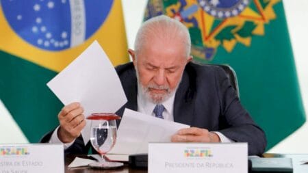 Lula recebe reitores no Planalto para anunciar mais verbas