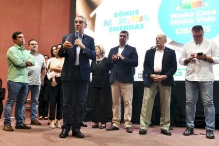 “Ajudar famílias a realizarem o sonho da casa própria é dar dignidade’, diz Paulo Corrêa