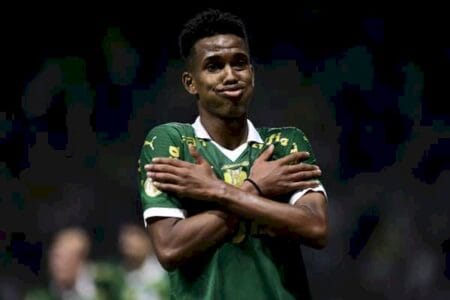 Estêvão pode disputar até 11 competições pelo Palmeiras antes de ir para o Chelsea