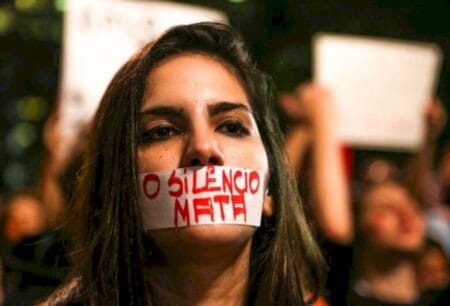 ‘Sensação horrível’: Mulher passa a noite em hospital com filhos após ser agredida a socos pelo marido