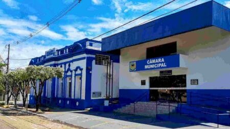 Justiça reconhece vaga partidária e determina nomeação de suplente na Câmara de Aquidauana