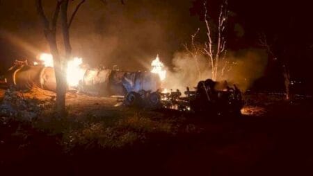 Nova Andradina: Acidente entre caminhão e carreta tem explosão e 2 motoristas em estado grave