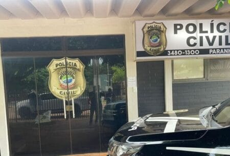 Polícia cumpre mandado e prende homem por estupro e fornecer drogas e bebidas alcoólicas a menores
