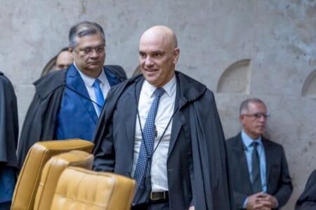 A brincadeira de Moraes sobre o momento socialista do STF