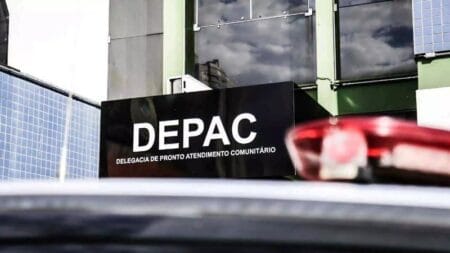 ‘Amigo da onça’: Ladrão finge amizade e depois faz disparos durante roubo de carro na Capital