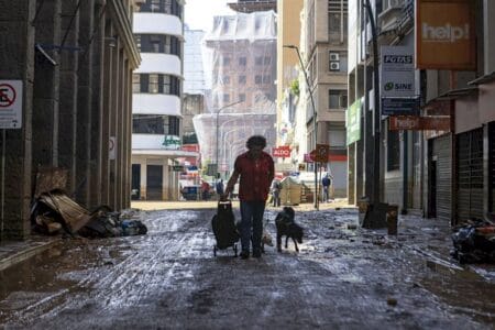Maioria dos gaúchos acredita que tragédia poderia ter sido evitada, diz pesquisa