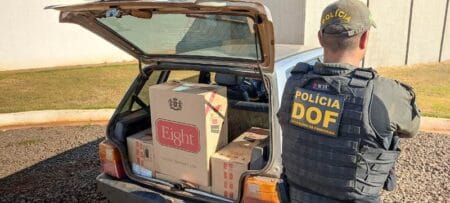 Veículo carregado com 200 pacotes de cigarros contrabandeados é apreendido pelo DOF