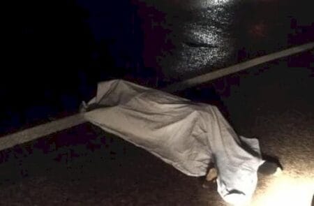Idoso de motocicleta é atropelado e morre e motorista fugiu sem prestar socorro