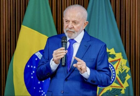 Maduro sabe que está devendo uma explicação, diz Lula sobre a Venezuela