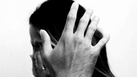 Vizinhos flagram homem violentando companheira e agressor acaba preso em MS