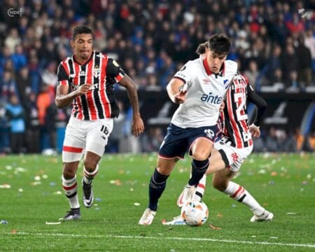 Com o resultado, quem vencer no jogo da volta garante seu passaporte às quartas de final
