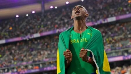 Alison dos Santos se supera e conquista bronze nos 400m com barreira em Paris 2024