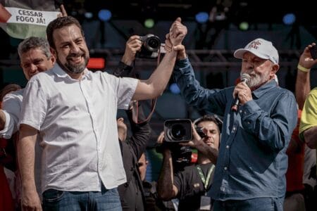 TRE mantém condenação de Lula e Boulos por ato no 1º de Maio, mas reduz multas