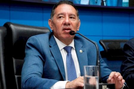 Gerson diz que projeto do Governo vai agilizar licitação de obras sem comprometer transpar