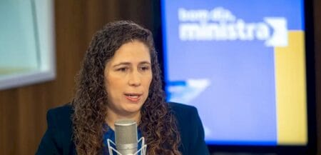 Esther Dweck assume interinamente Ministério dos Direitos Humanos