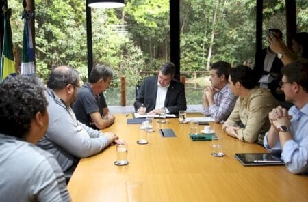 Governo atende reinvindicação antiga e profissionais da Saúde terão correção no valor dos plantões