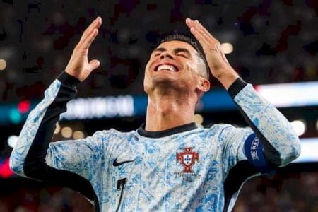 Cristiano Ronaldo estaria a 36 gols do milésimo com jogos não oficiais; veja lista