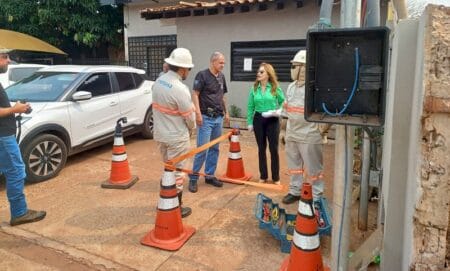 Comerciante é presa por fraude em medidor para furtar energia elétrica