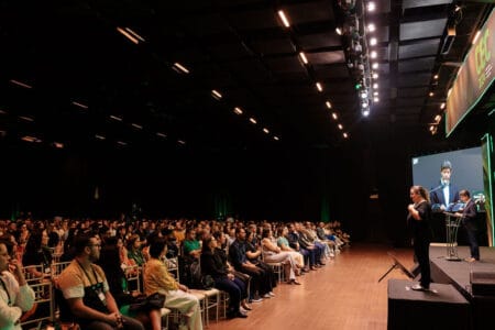Sicredi Centro-Sul MS/BA promoveu a maior conferência de empreendedorismo e cooperação do interior de MS