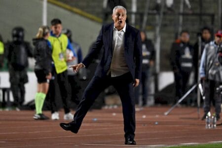 Tite vê frustrado o seu plano de carreira pós-seleção