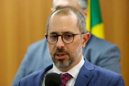 A nova regra do governo Lula para limitar o sigilo de até 100 anos na LAI