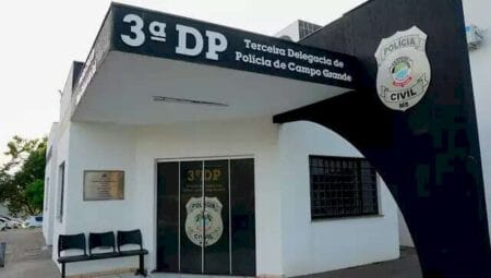 Ex-colega atira e ameaça mulher que negou ajuda em processo trabalhista