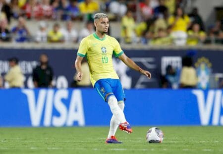 Andreas Pereira, do Fulham, é chamado no lugar de Vini Jr., lesionado, para os jogos da seleção