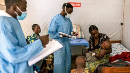 Doença desconhecida que causou mortes no Congo é investigada pela OMS
