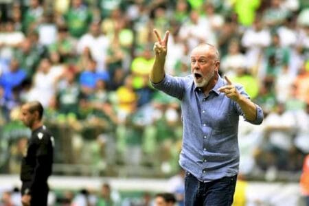 Conversas avançam, e Mano Menezes caminha para seguir no Fluminense em 2025